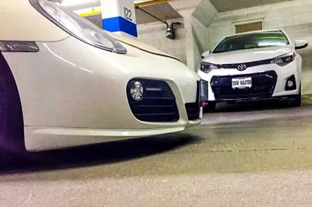 Accident vehicle towing and recovery service by Tow Master Towoing Toronto